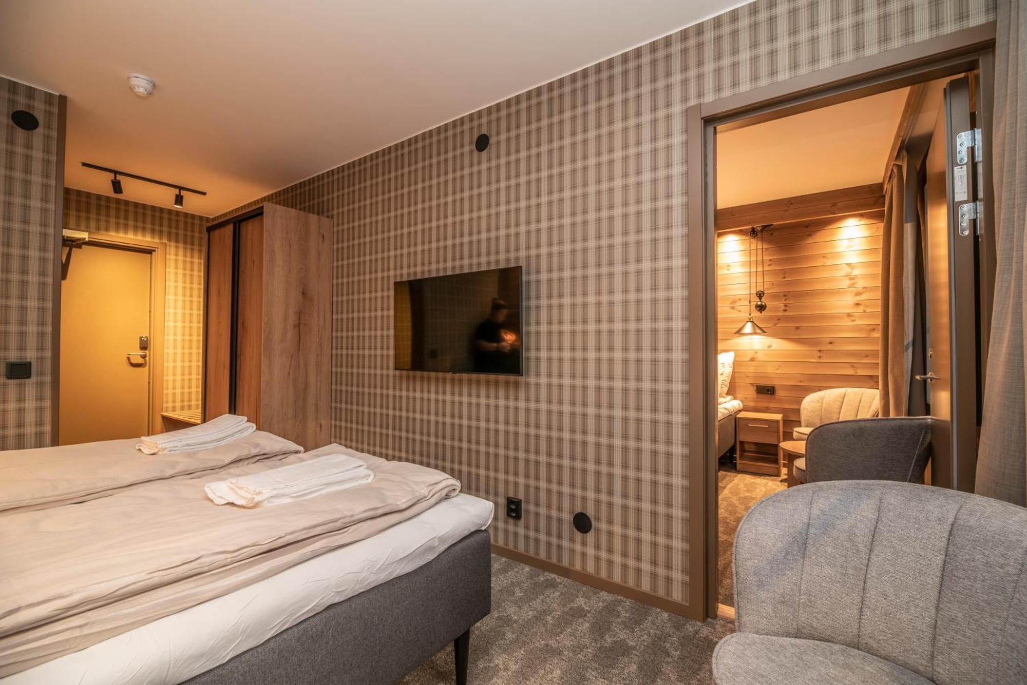 Matarengi Lodge Overtornea Екстериор снимка